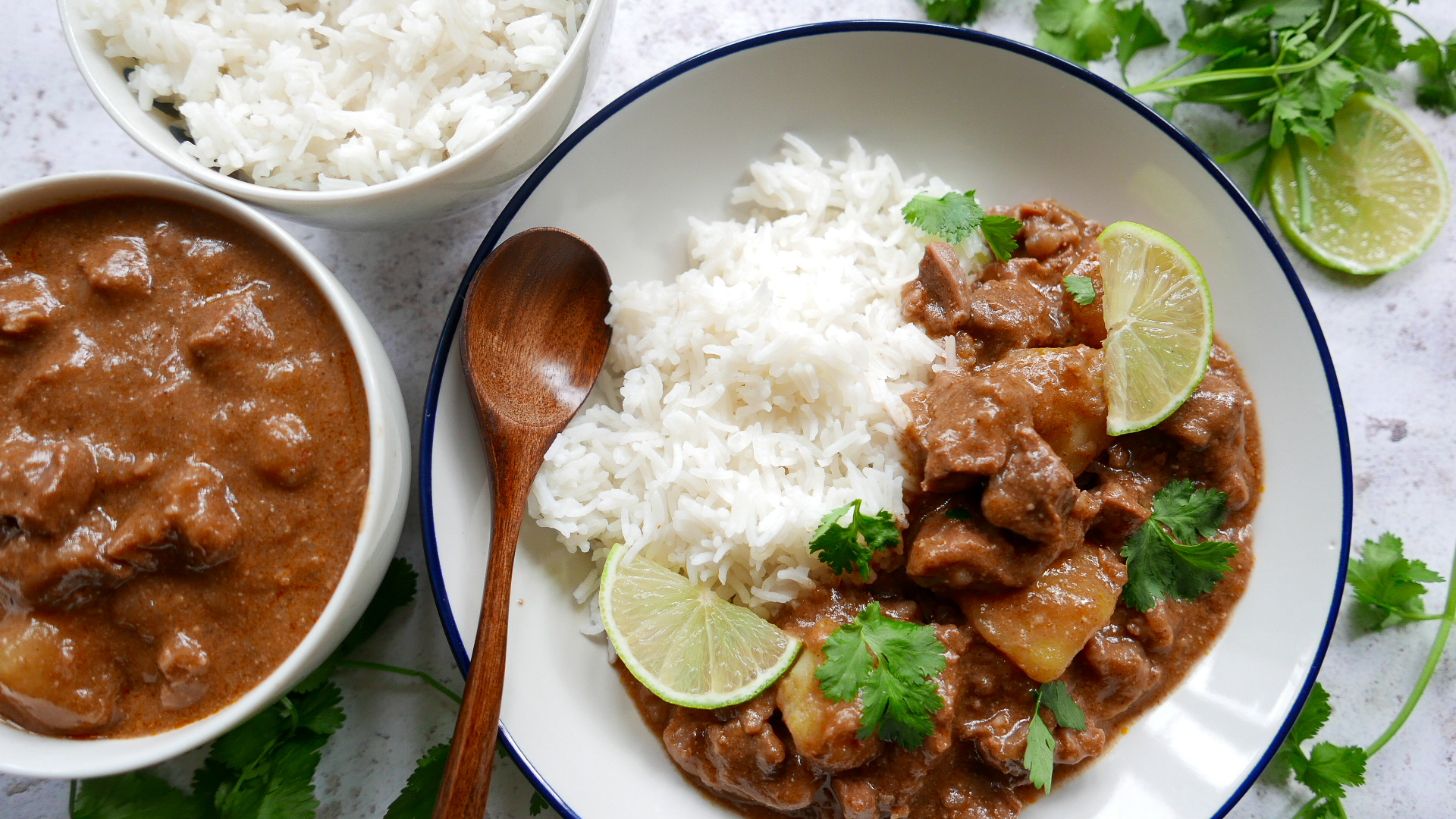 slow cooker beef massaman curry - Cook Simply