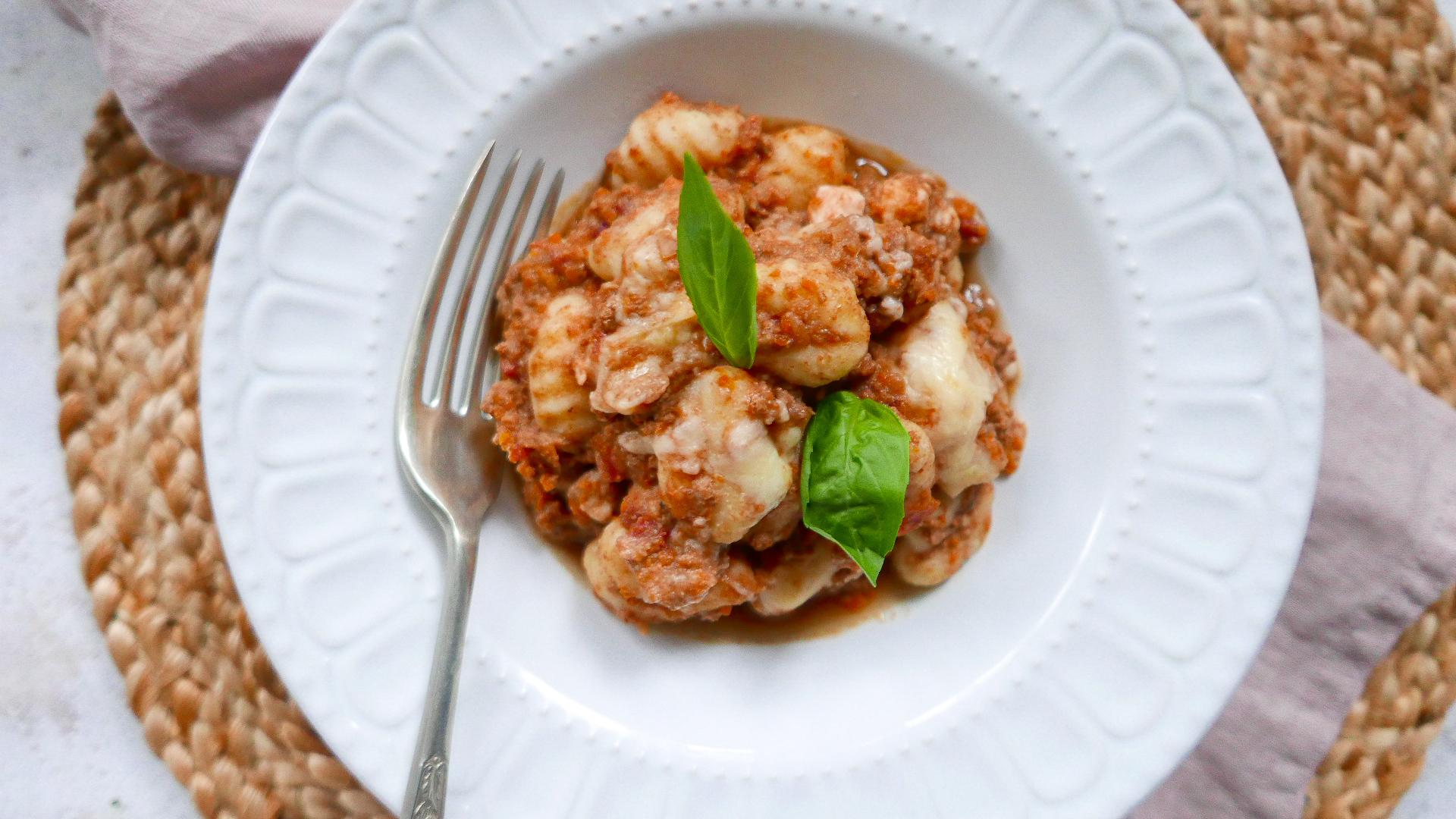 slow cook bolognese with basil and gnocchi - Cook Simply