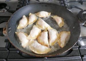 Cooking chicken dumplings - Cook Simpy