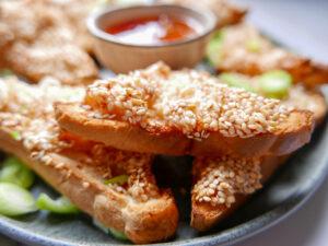 prawn toad with chilli sauce and green onions - Cook Simply