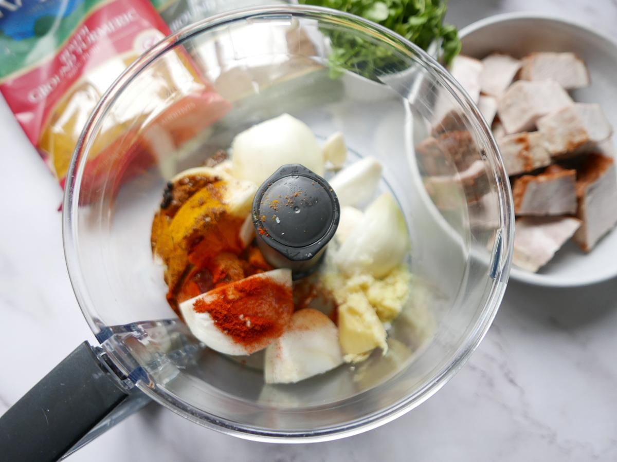 Easy slow cooker pork vindaloo recipe [very spicy] Cook Simply