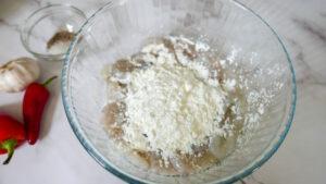 Adding cornstarch to egg whites and raw shrimp - Cook Simply