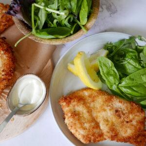 Breaded chicken escalope with green salad-Cook Simply